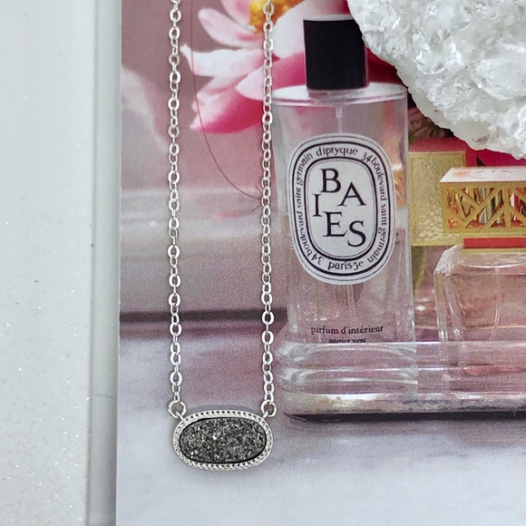 Silver Druzy Oval Necklace - Picture 6 of 6